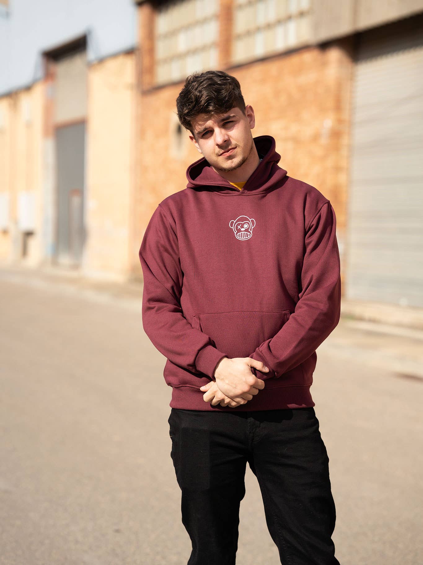 Felpa unisex Live Forever color vino