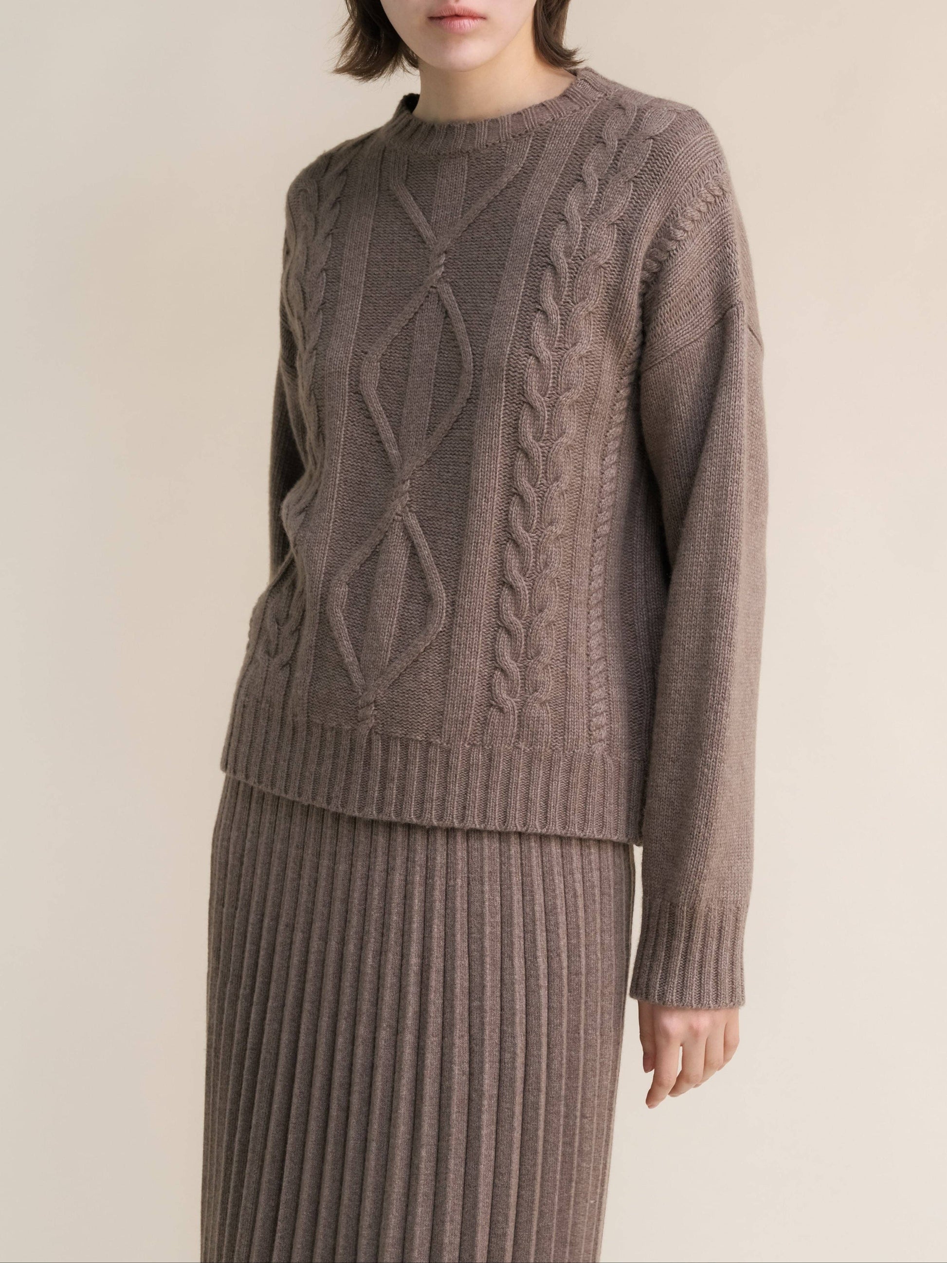 Maglione a trecce in misto cashmere