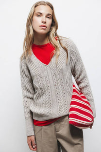 Maglione strutturato con scollo a V