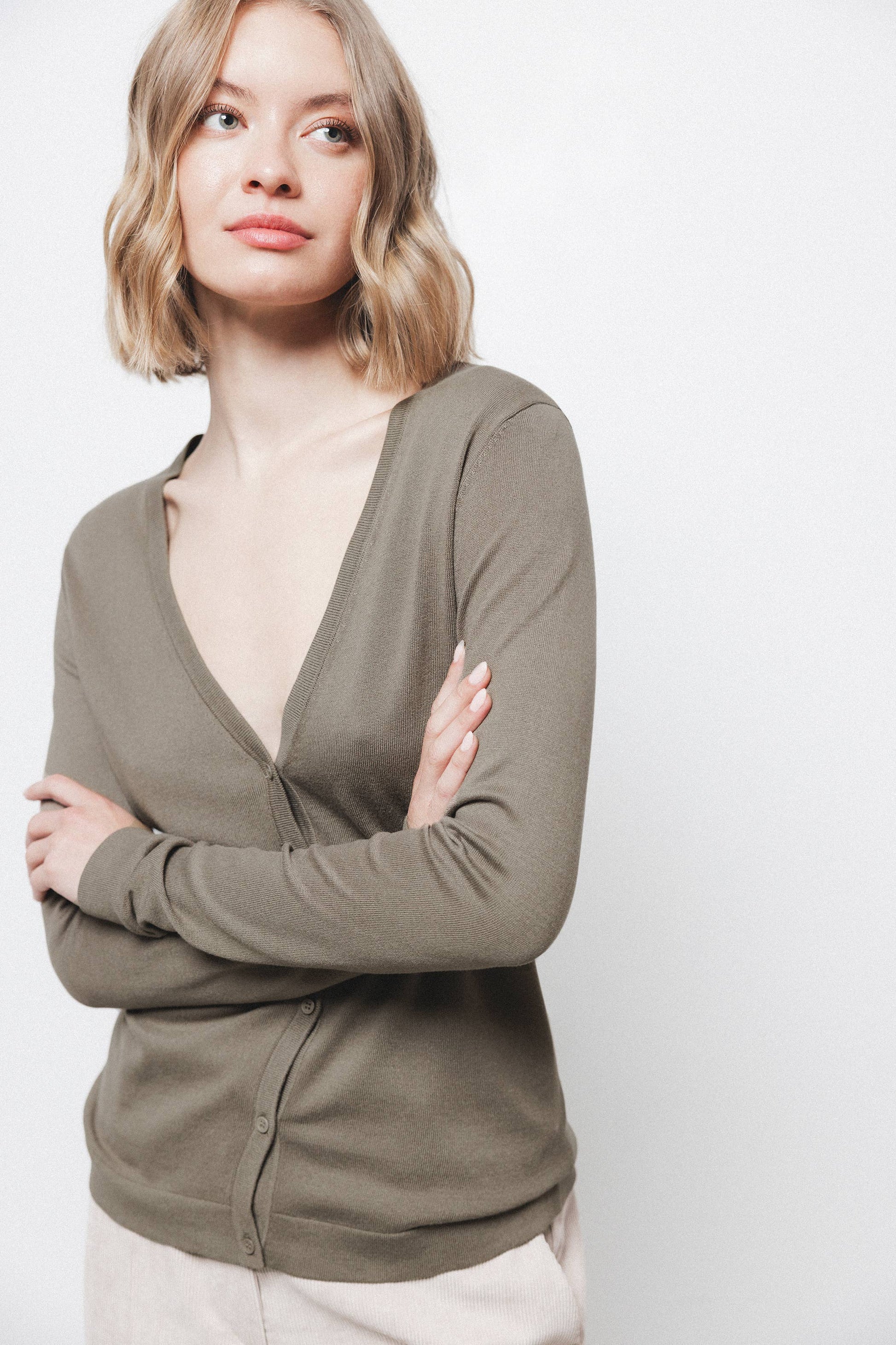 Cardigan in maglia rasata con scollo a V