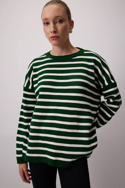 Maglione in maglia a righe verde e bianco