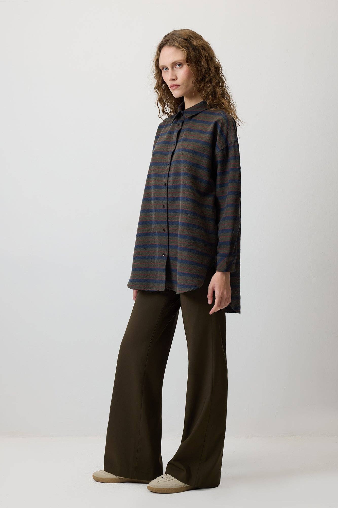Camicia a righe oversize a vestibilità comoda