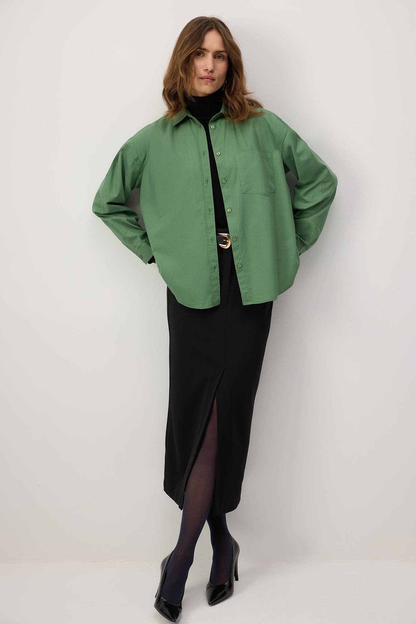 Camicia oversize verde con maxi tasca