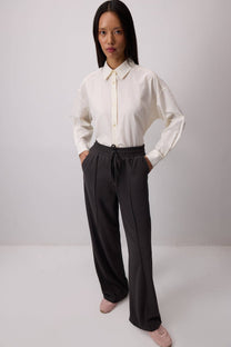 Pantaloni wide leg con vita elasticizzata