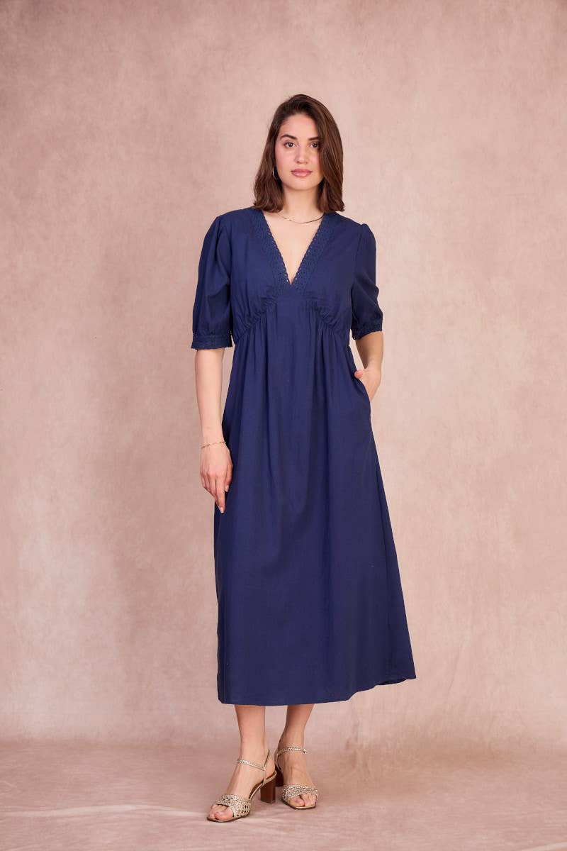 Abito midi con scollo a V e bordi in pizzo