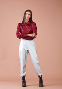Pantaloni in ecopelle relaxed fit argento