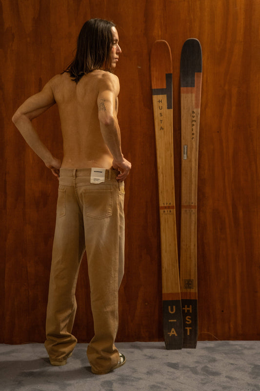 Jeans Heavy Memories color cammello in cotone organico