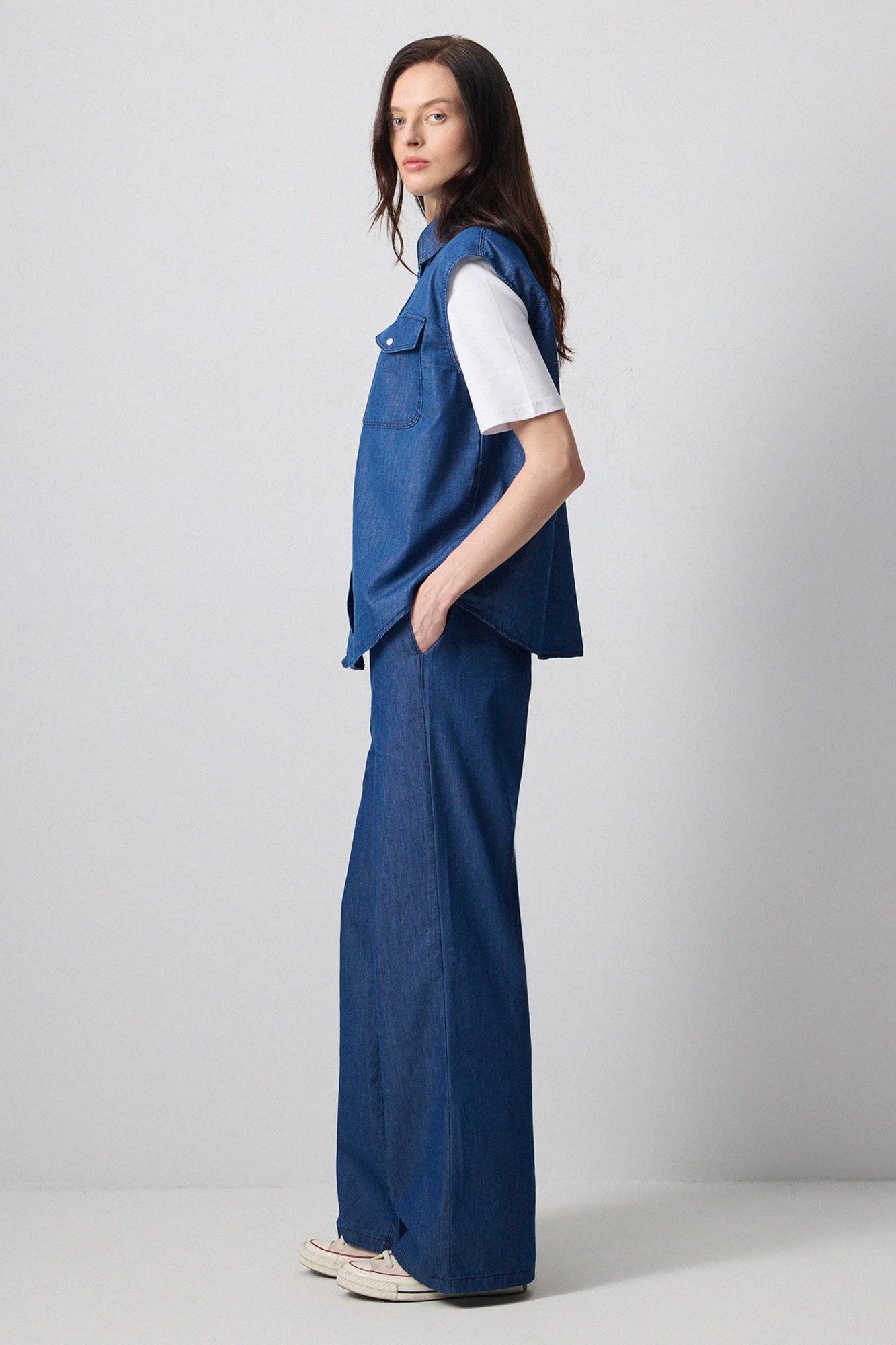 Gilet denim senza maniche oversize con bottoni