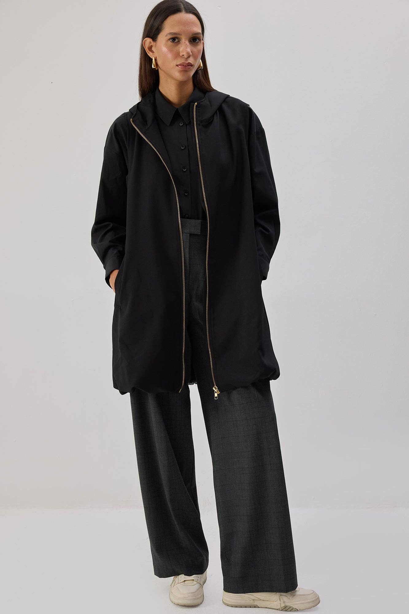 Gilet felpato lungo con zip e cappuccio