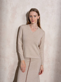 Maglione in maglia con scollo a V e profili a contrasto