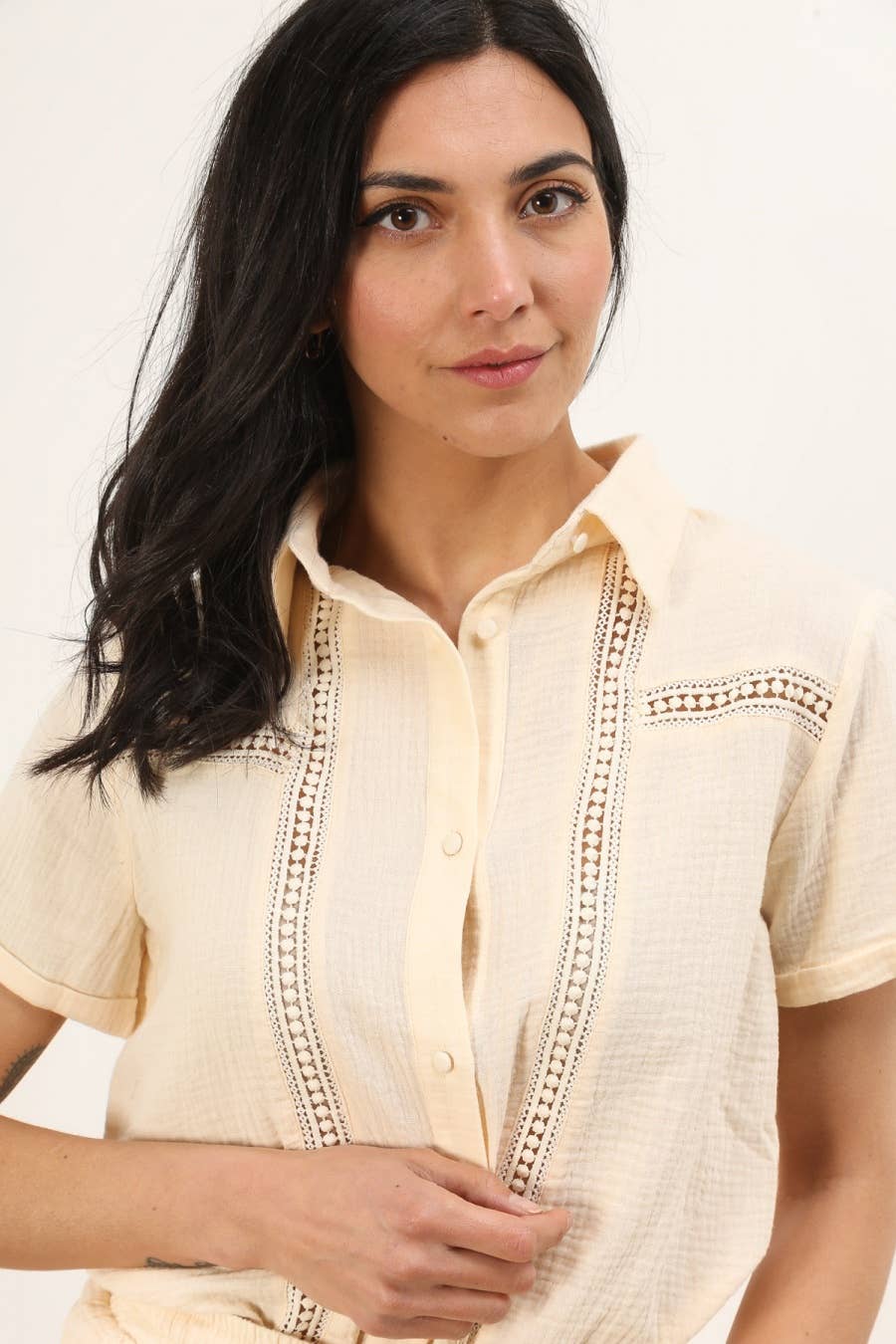 Blusa Cira in cotone con dettagli in pizzo