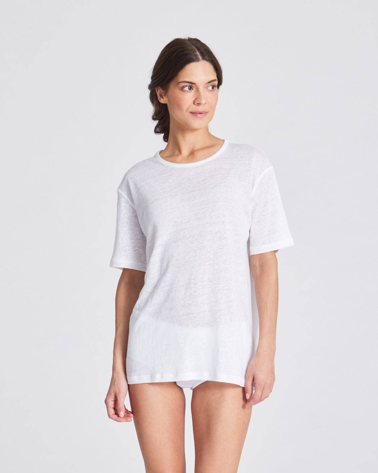 T-shirt Nynne in lino bianca