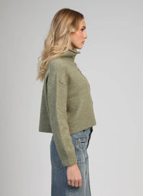 Cardigan in maglia verde tiglio con collo alto