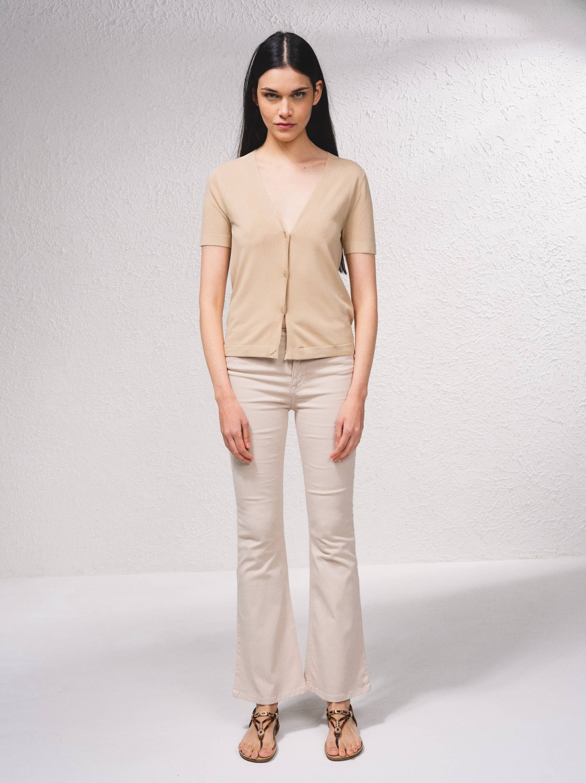 Cardigan in maglia fine con scollo a V e maniche corte