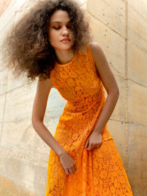 Abito midi in pizzo arancione Loki