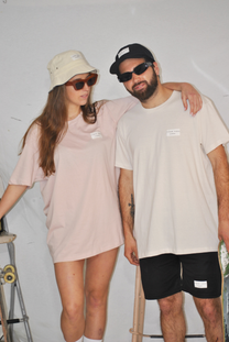 T-shirt classica oversize off white unisex in cotone biologico