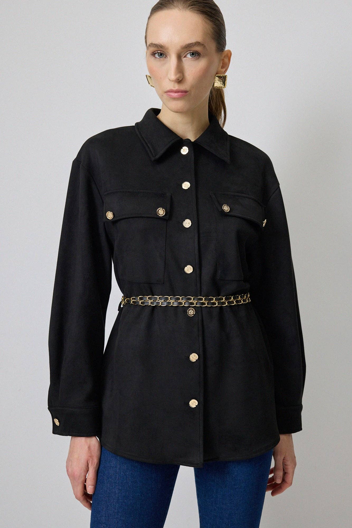 Giacca camicia effetto suede con cintura a catena