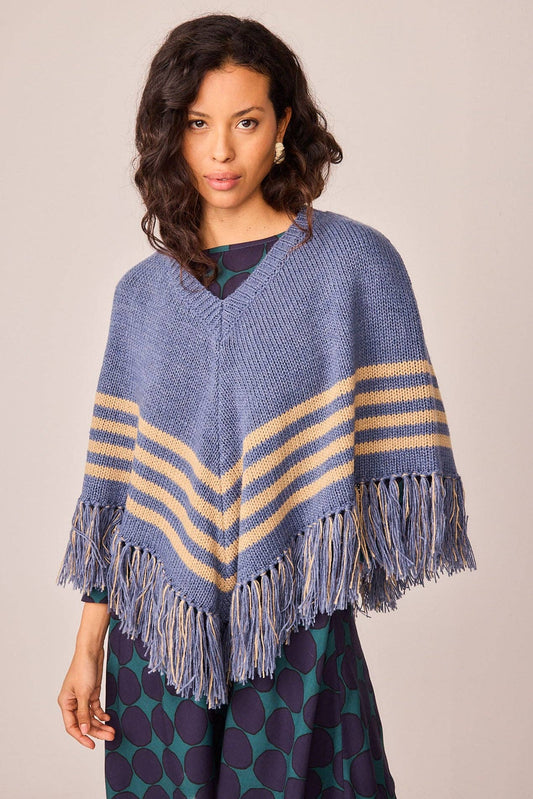 Poncho Petalo Blu con Frange