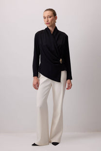 Blusa drappeggiata elegante