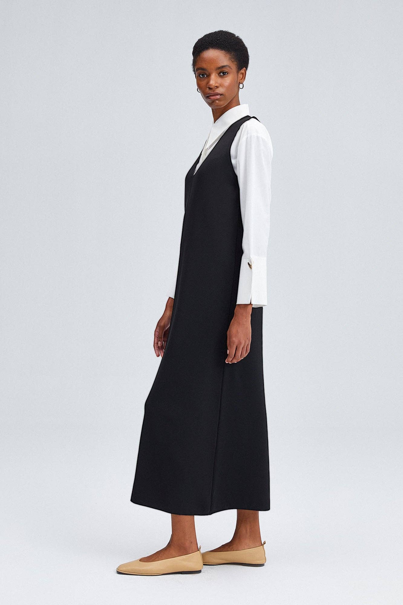 Gilet a maglia lungo nero con scollo a V