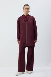Giacca con cappuccio e zip lunga