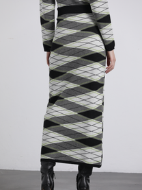 Gonna lunga in maglia a fantasia geometrica