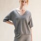 T-shirt in misto cashmere a scollo V seamless 3D-knit