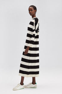 Abito midi oversize in maglia a righe larghe