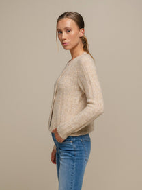 Cardigan in maglia morbida con bottoni