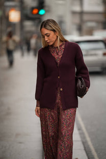 Cardigan in maglia color vino con bottoni