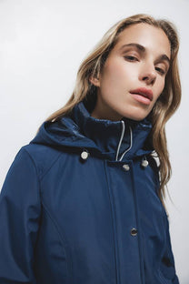 Parka con cappuccio e coulisse regolabile