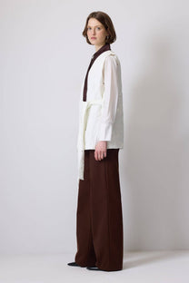 Gilet trapuntato con laccio laterale