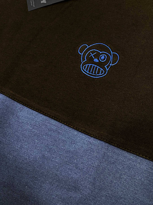 T-shirt bicolor Puro Loco con logo blu scuro e nero