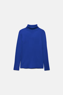 Maglione a maglia rasata con collo alto