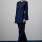 Camicetta drappeggiata blu navy con accessorio in metallo