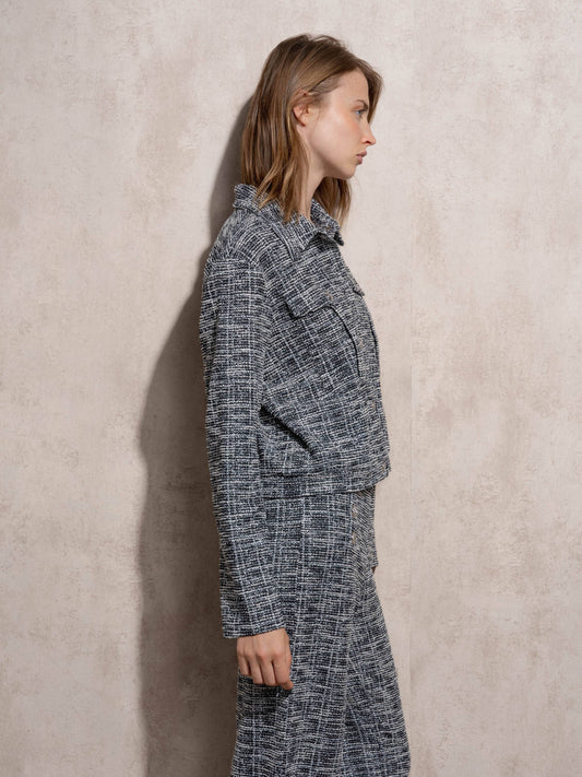 Giacca corta in tweed con bottoni