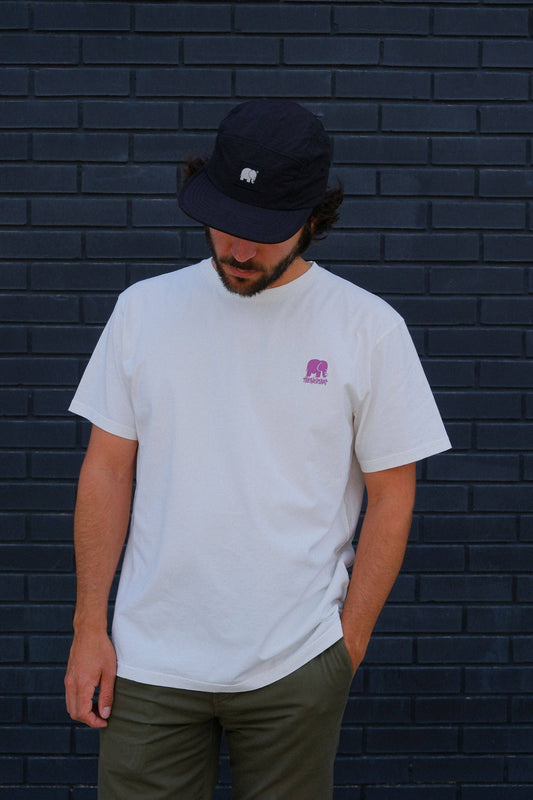 T-shirt pigmentata bianca “Life by the Sea VII”