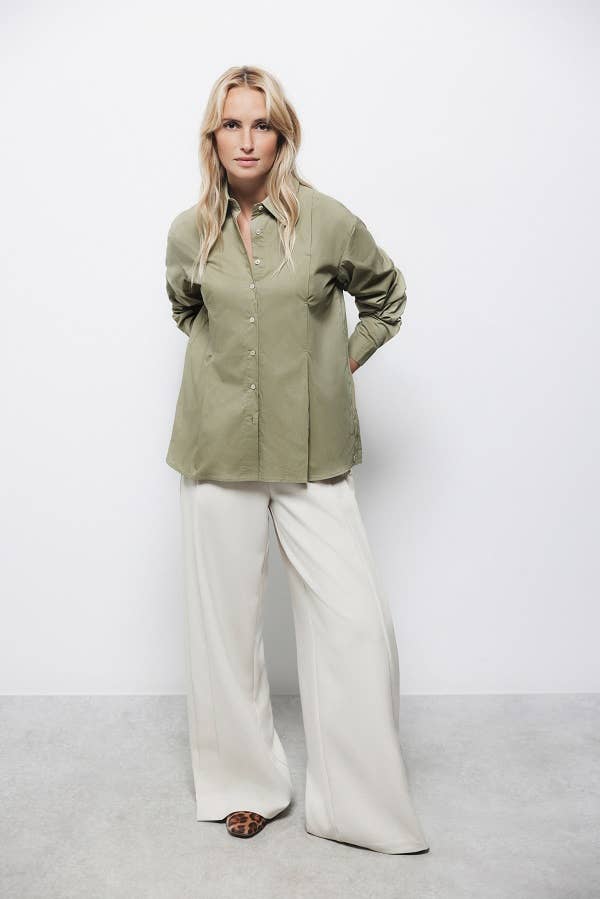 Camicia donna in cotone con pieghe frontali