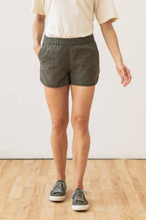 Shorts track Luca a righe oliva in lino e cotone