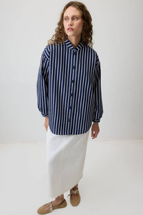 Giacca in gabardine a righe blu navy