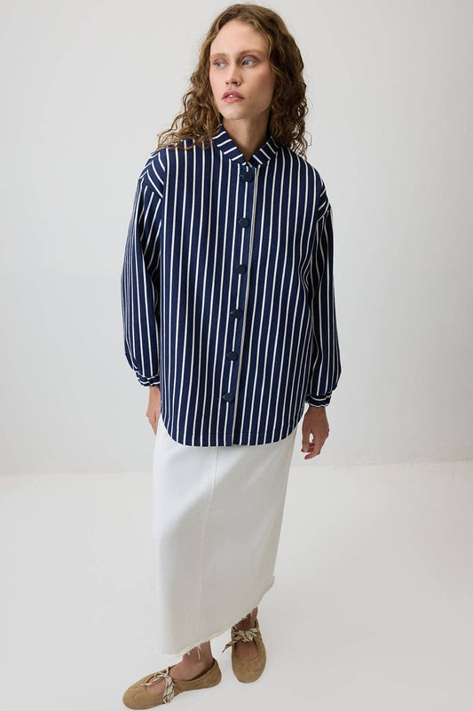 Giacca in gabardine a righe blu navy