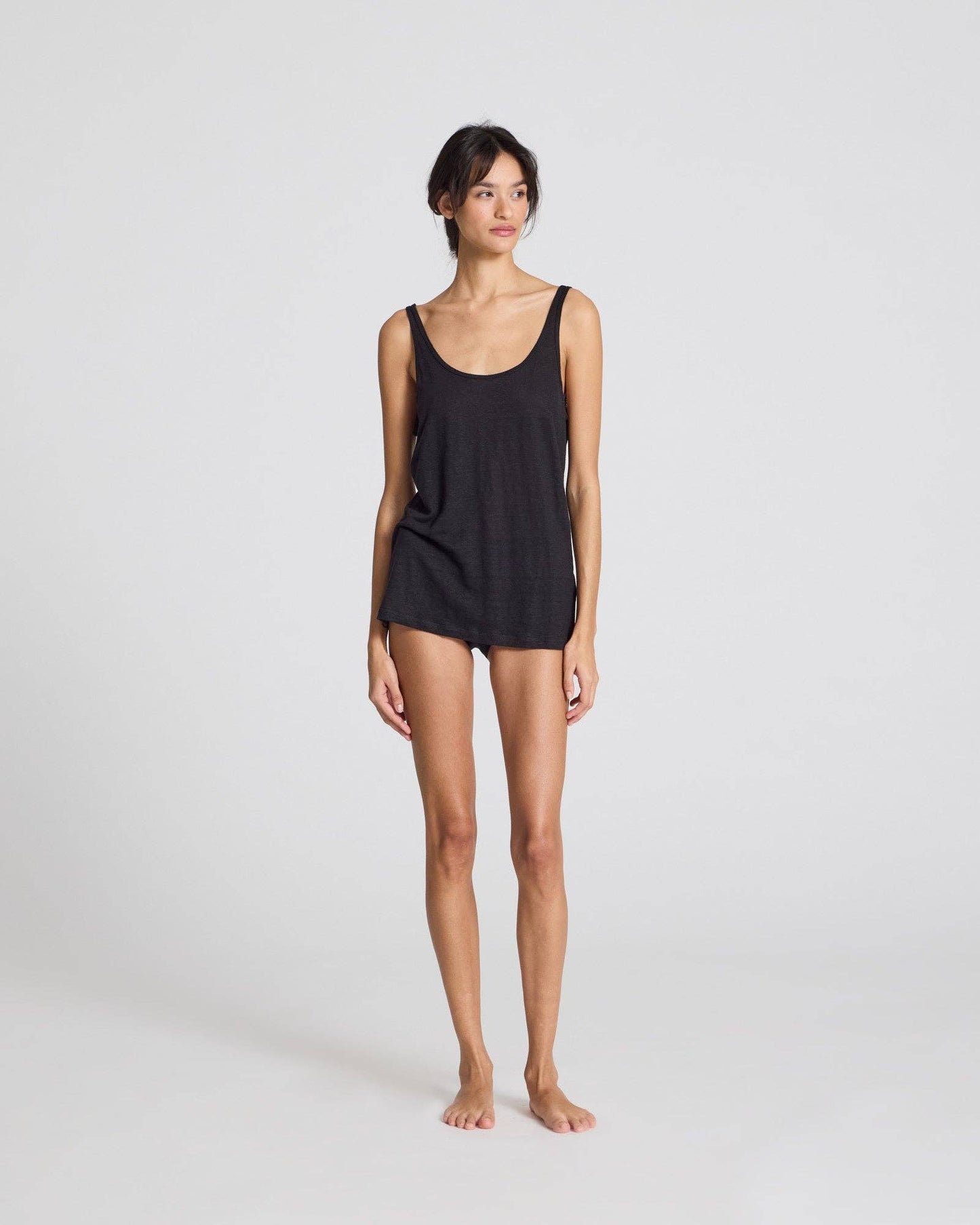 Top in lino Synne nero