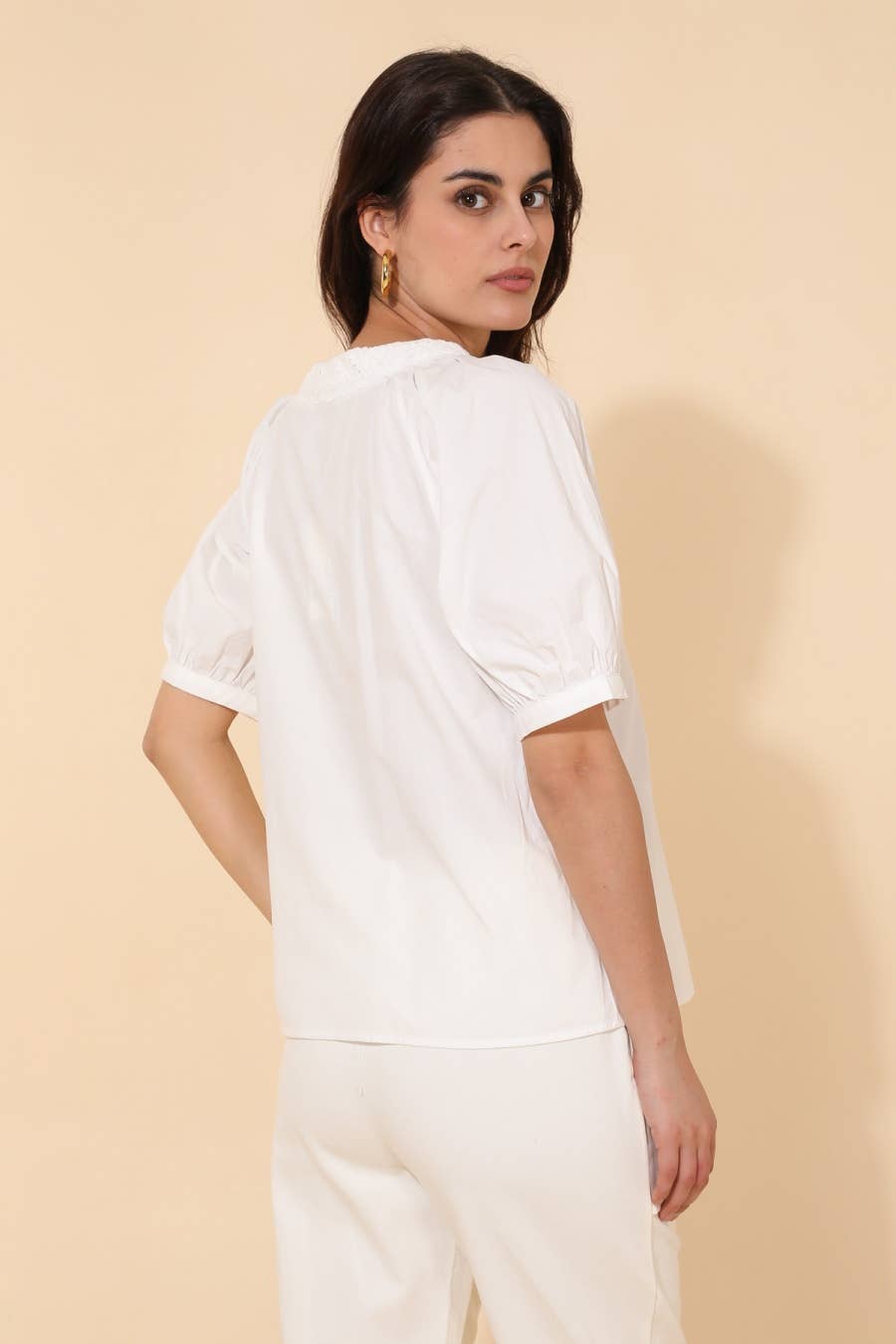 Blusa Bari in cotone con scollo a V e pizzo