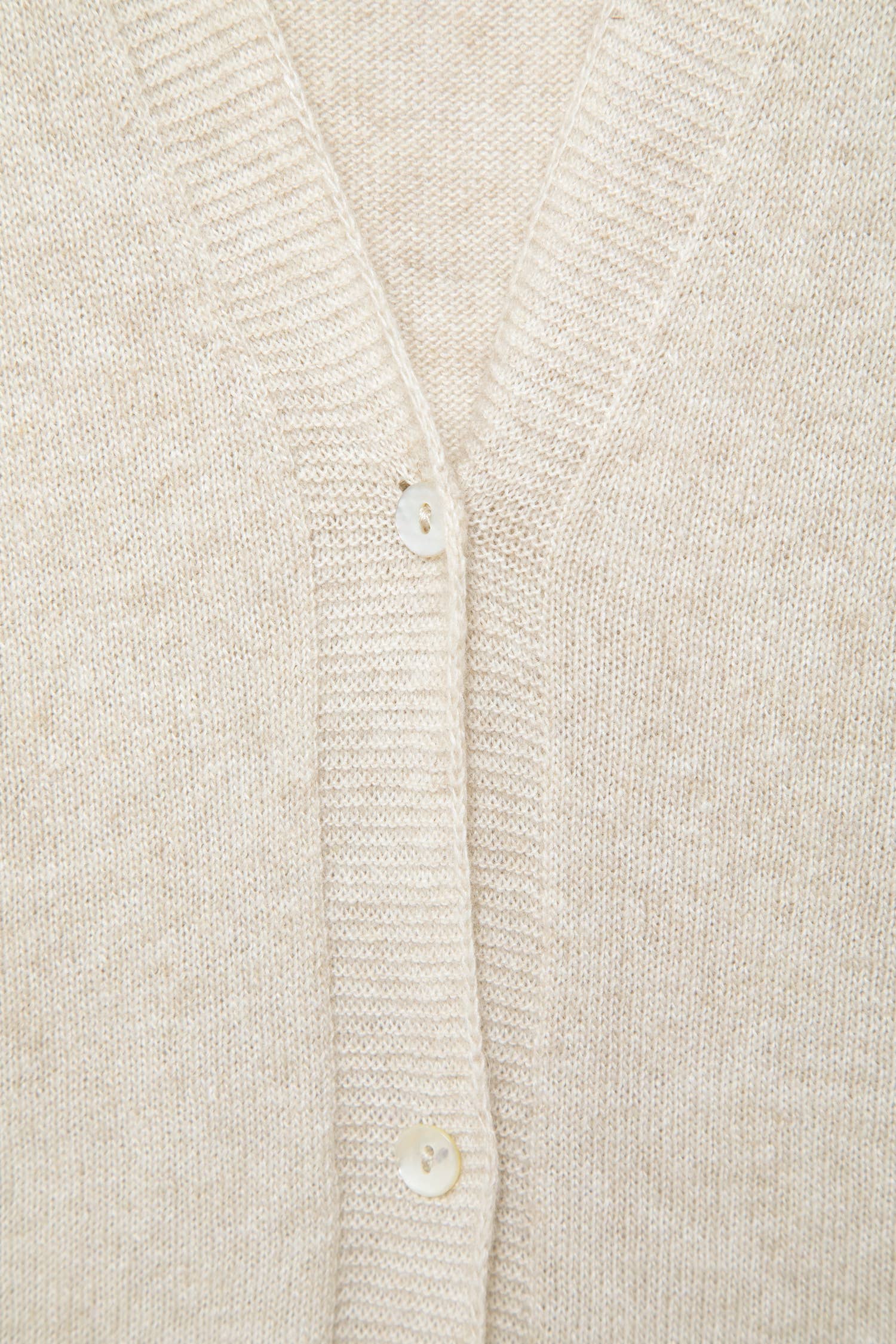 Gilet in maglia con scollo a V e bottoni