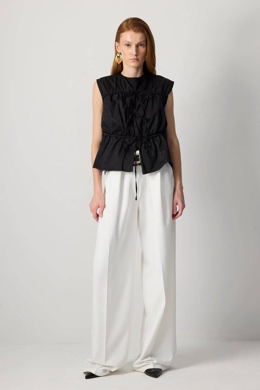 Gilet utility nero con coulisse in vita in misto cotone