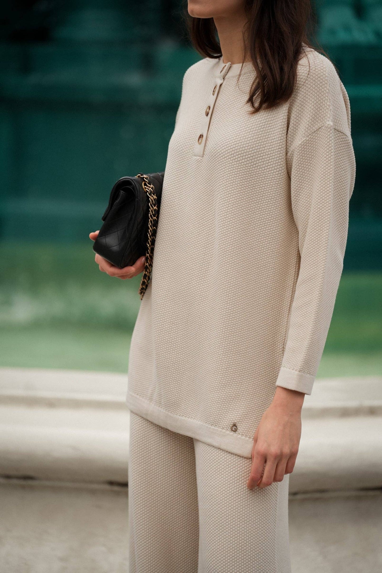 Maglia lunga testurizzata con bottoni