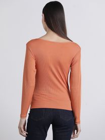 Maglia a costine arancione con scollo a V