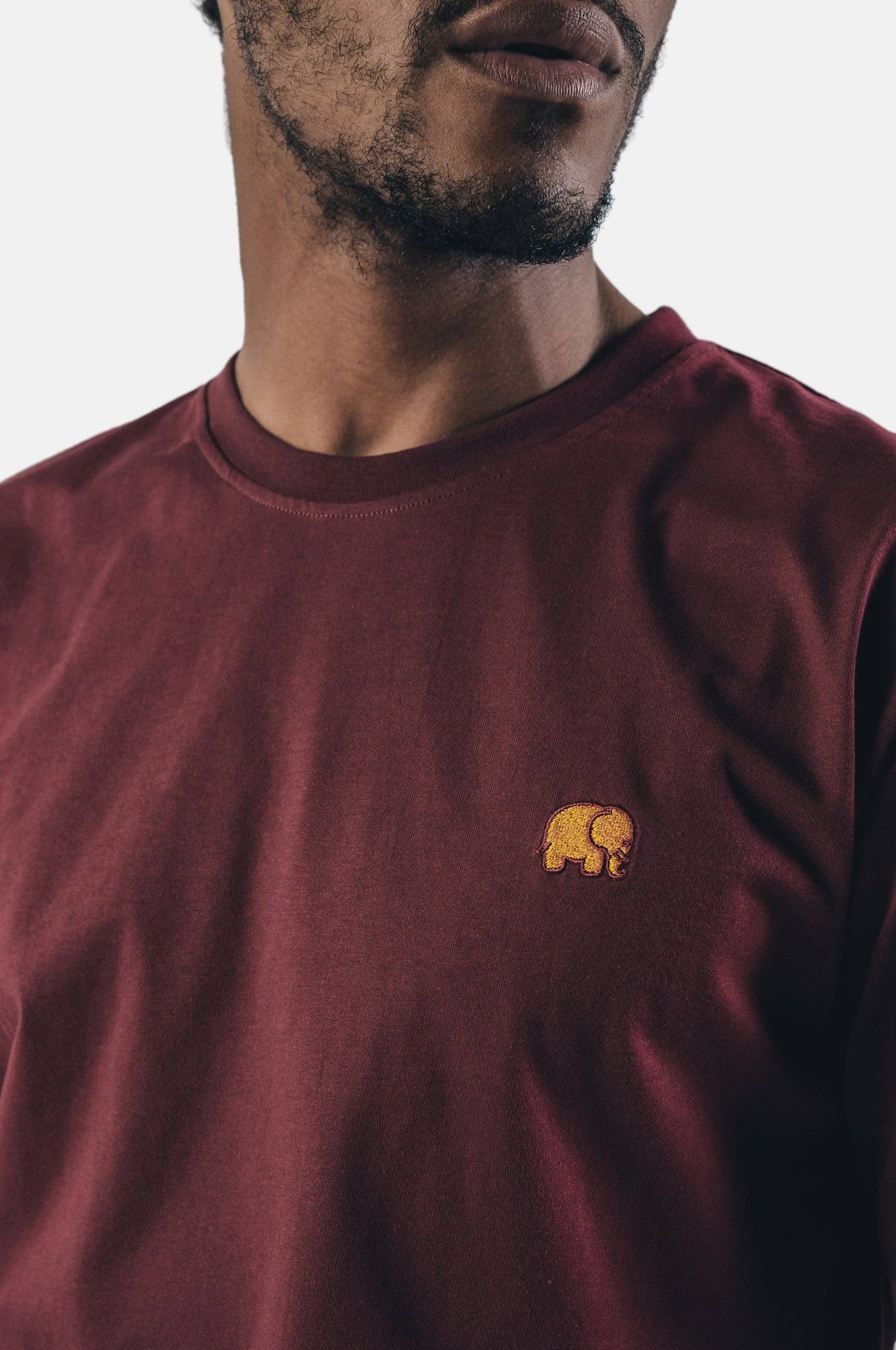 T-shirt Essential in cotone biologico bordeaux