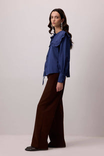 Camicia blu navy con maxi colletto alla marinara arricciato