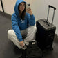 Felpa con cappuccio unisex blu elettrico con stampa Loco Monky